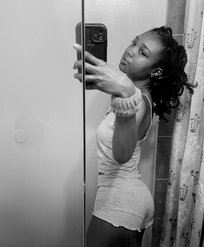 Princess Moch tweet media