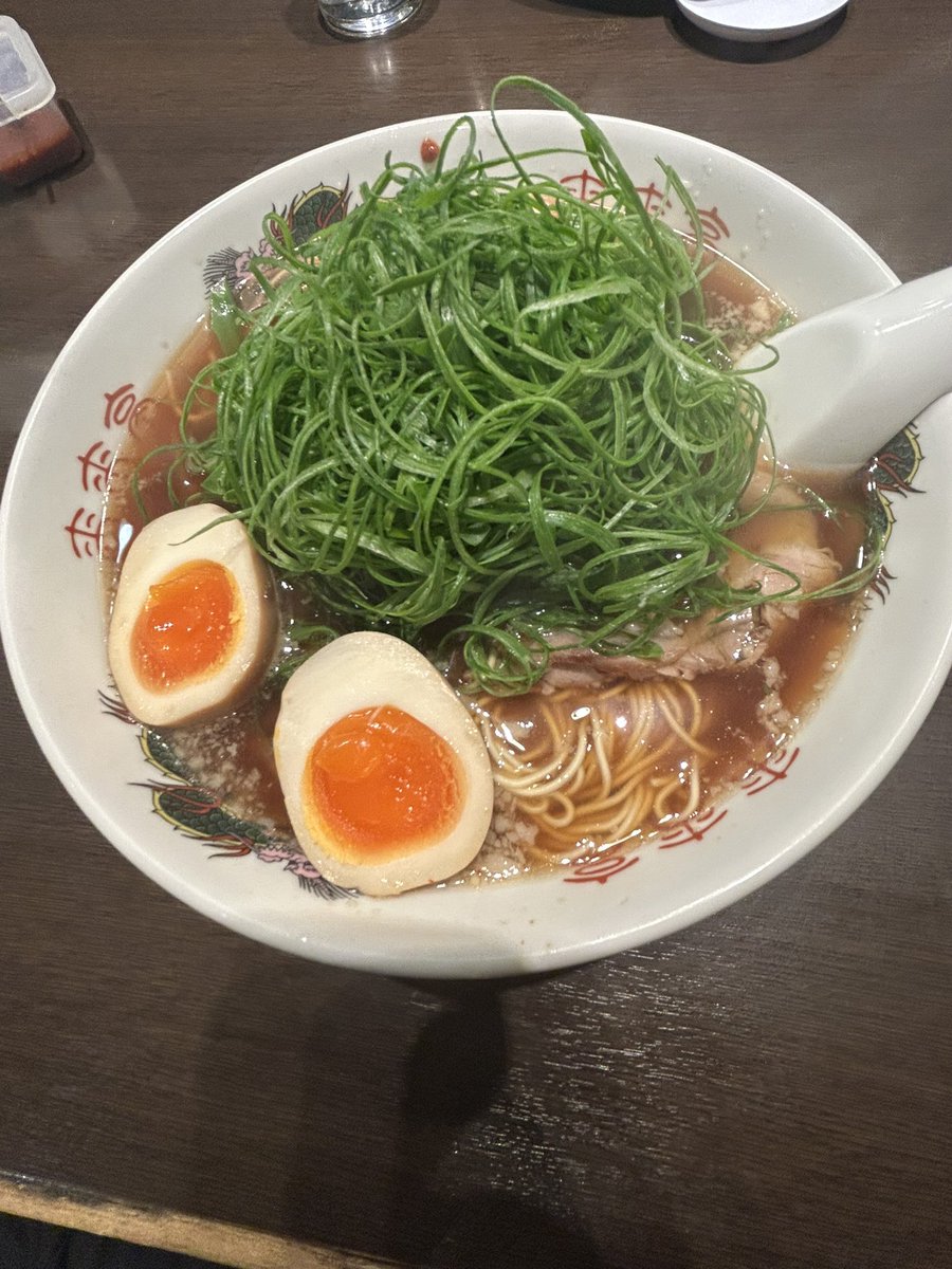 tk_ty1's tweet image. バイト終わりに友達とラーメン！！