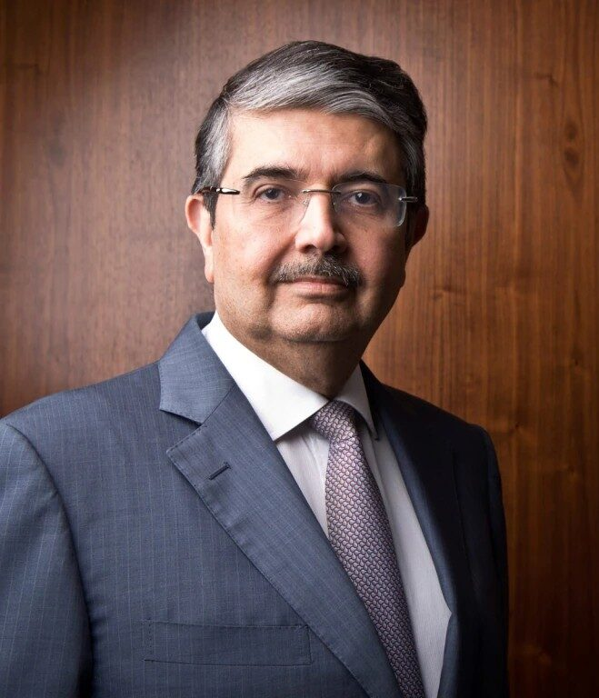 gujarat_plus_'s tweet photo. 🚨 Uday Kotak appointed Chairman of GIFT City

Gujarat Government names Kotak Mahindra Bank founder as Chairman of GIFT City with immediate effect

🔹 Replaces Dr Hasmukh Adhia
🔹 Appointment effective immediately until further orders
🔹 Terms and conditions to be notified separately

Uday Kotak :
🔹 Founder of Kotak Mahindra Bank
🔹 Led India’s first NBFC to secure a banking licence in 2003
🔹 Former MD & CEO, stepped down in September 2023
🔹 Among India’s leading banking and financial sector leaders

Move seen as a strategic push to strengthen GIFT City’s global financial positioning 🏦

Follow @gujarat_plus_