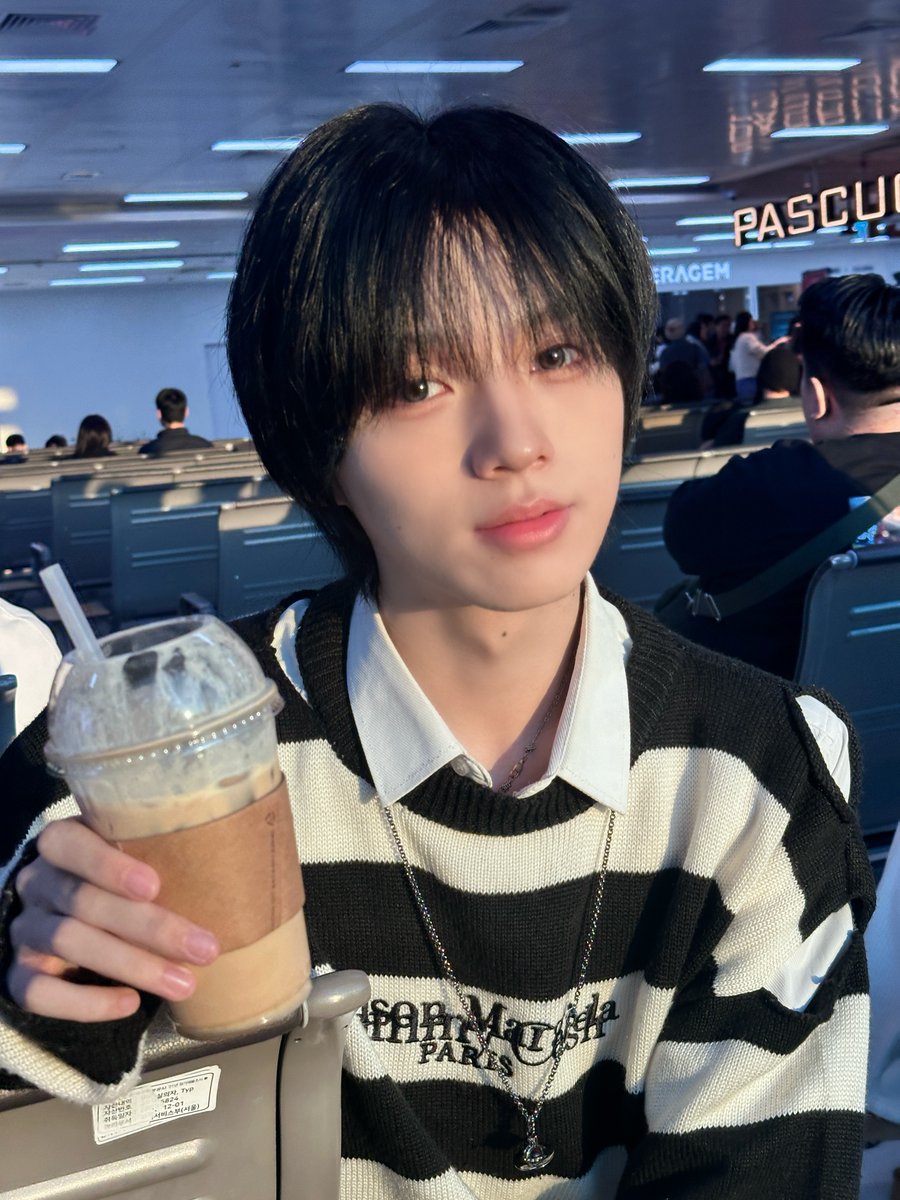 inthe_x_project's tweet photo. [📷] 𝑰𝑵𝑻𝑯𝑬 𝑿 𝒑𝒓𝒐𝒋𝒆𝒄𝒕 #PS86M10

우리가 함께 보낸 첫 번째 발렌타인데이, 사랑하는 당신 축하해요~ 🐟🥰

#PENGJINYU #펑진위
#INTHE_X #인더엑스
#INTHE_X_project #인더엑스프로젝트
#iNKODE #인코드 https://t.co/3RylhqVg7C