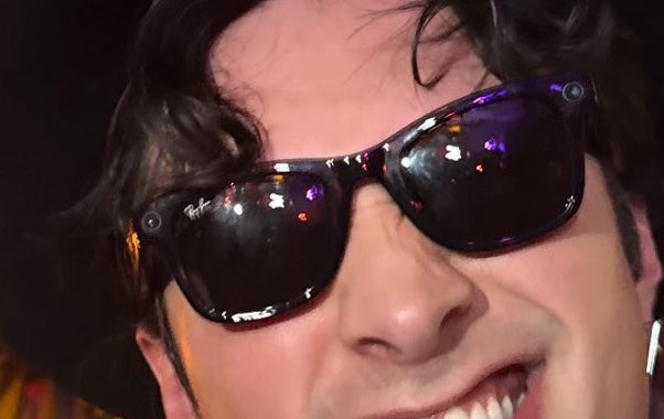 ilyaspits's tweet photo. are those meta glasses…. https://t.co/ifLENBIItq