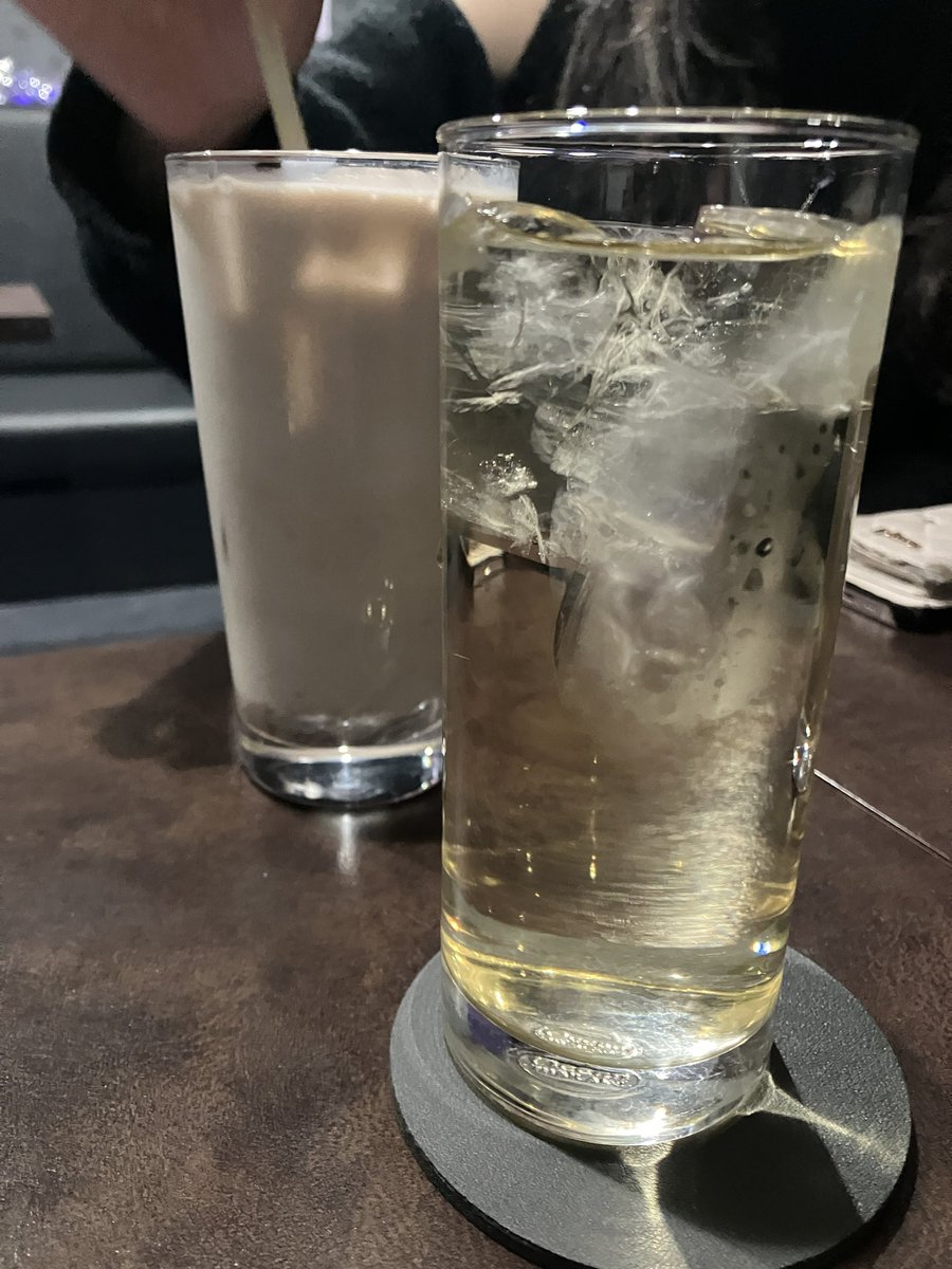 今宵は久しぶりに愛人と同伴。
シンプルにパスタ🍝です。
からの、お店で乾杯🥂
<a href="/ionyan__ri/">いおにゃん</a> 
<a href="/prettymoon613/">Pretty Moon 🐈‍⬛🌙</a>