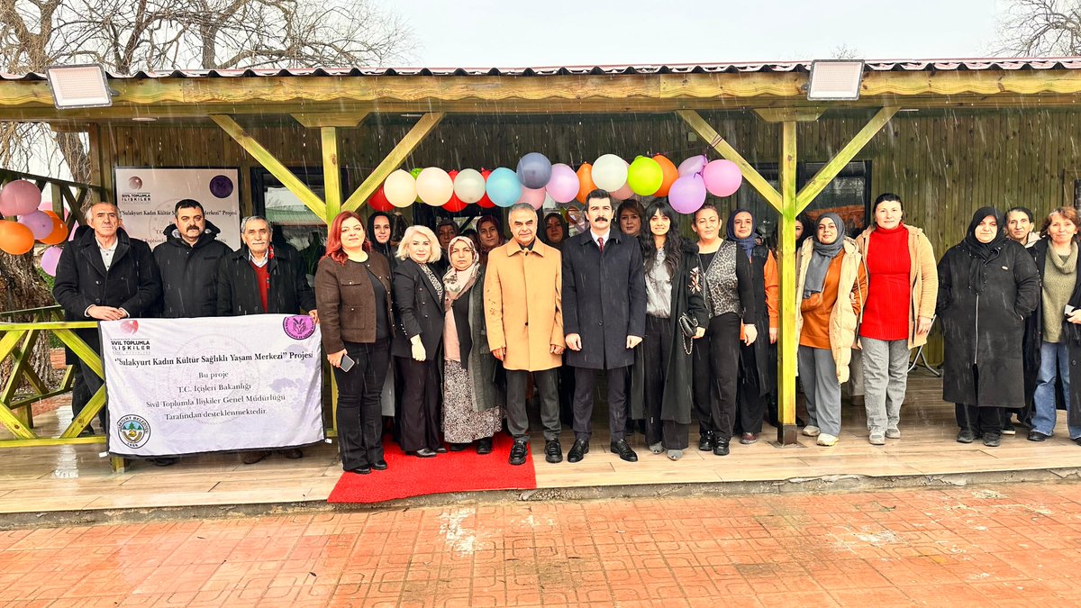 KirikkaleSTi's tweet photo. Bakanlığımızca desteklenen Sulakyurt Kadın Kültür Sağlıklı Yaşam Merkezi projesinin açılışı Kaymakam Sayın Mehmet Miraç DEMİR, Belediye Başkanı Seyfettin ÇETİNER, dernekler ve ilçe kadınlarının yoğun  katılımı ile gerçekleştirildi. https://t.co/bQ6fhCwEid