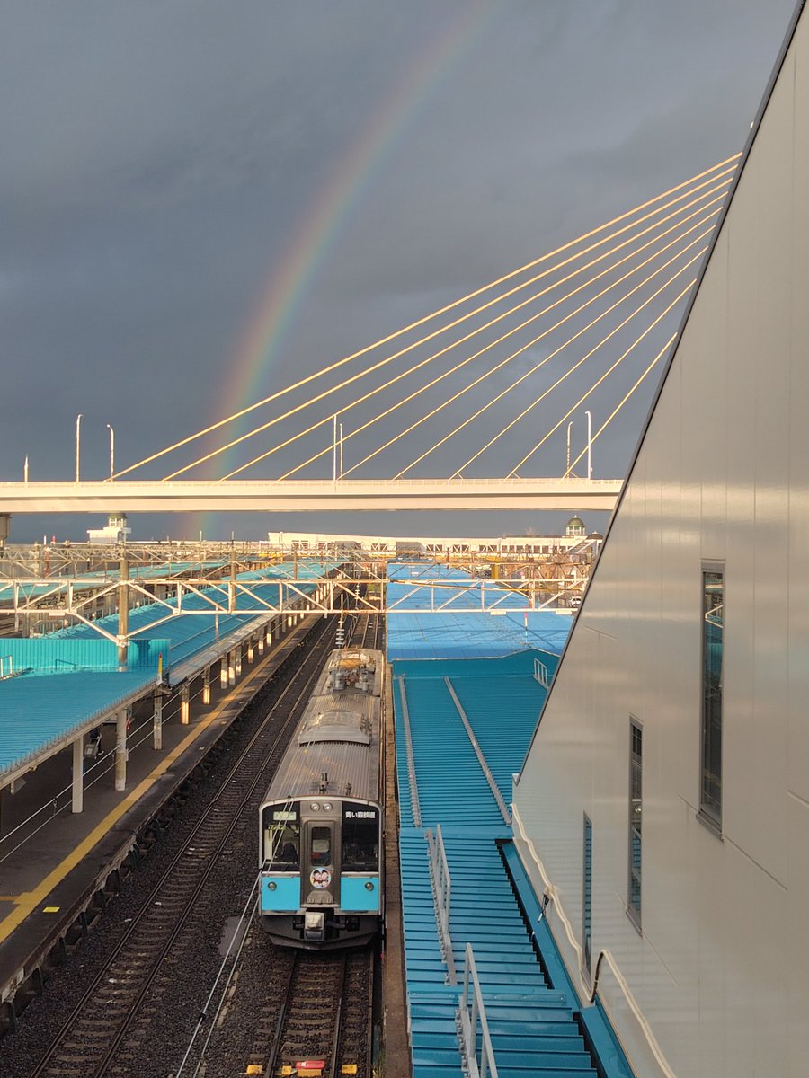 花泉 (@containerzx19a) on X