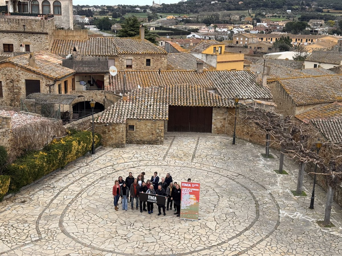 Link Produccions tweet media