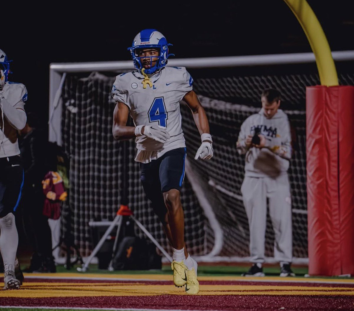 Corey Robinson tweet media