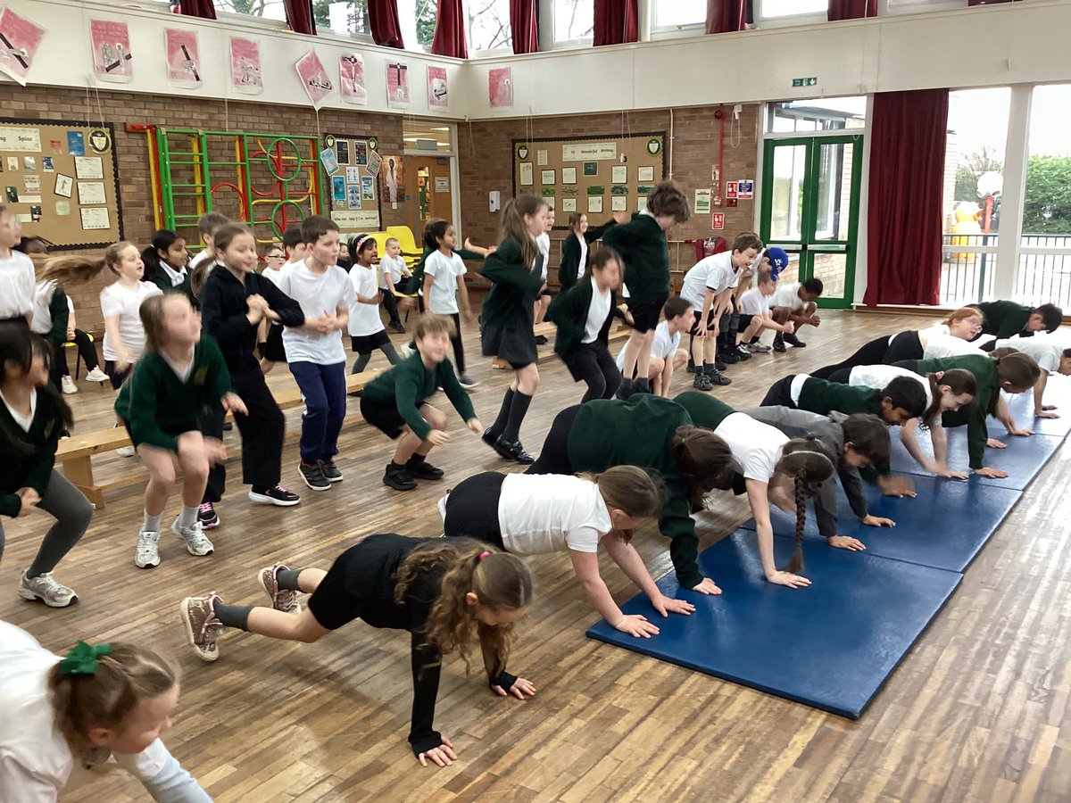 St Oswald's Catholic Primary School - Year 4 tweet media