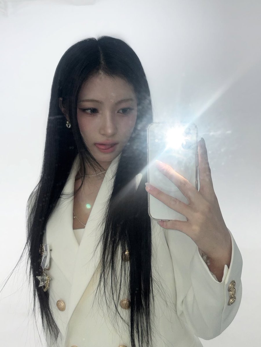Sumfi_09's tweet photo. 네 제가 바로 '누'예요😇❤

#써머 #은서 #SUMMER 
#오드유스 #ODDYOUTH https://t.co/KOZyQtWTYF