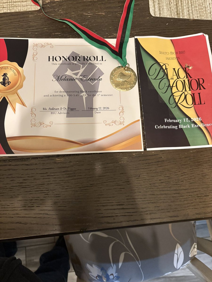 Mi hija , nunca deja de sorprendernos , im so proud of her, feliz viernes tengan todos,!!