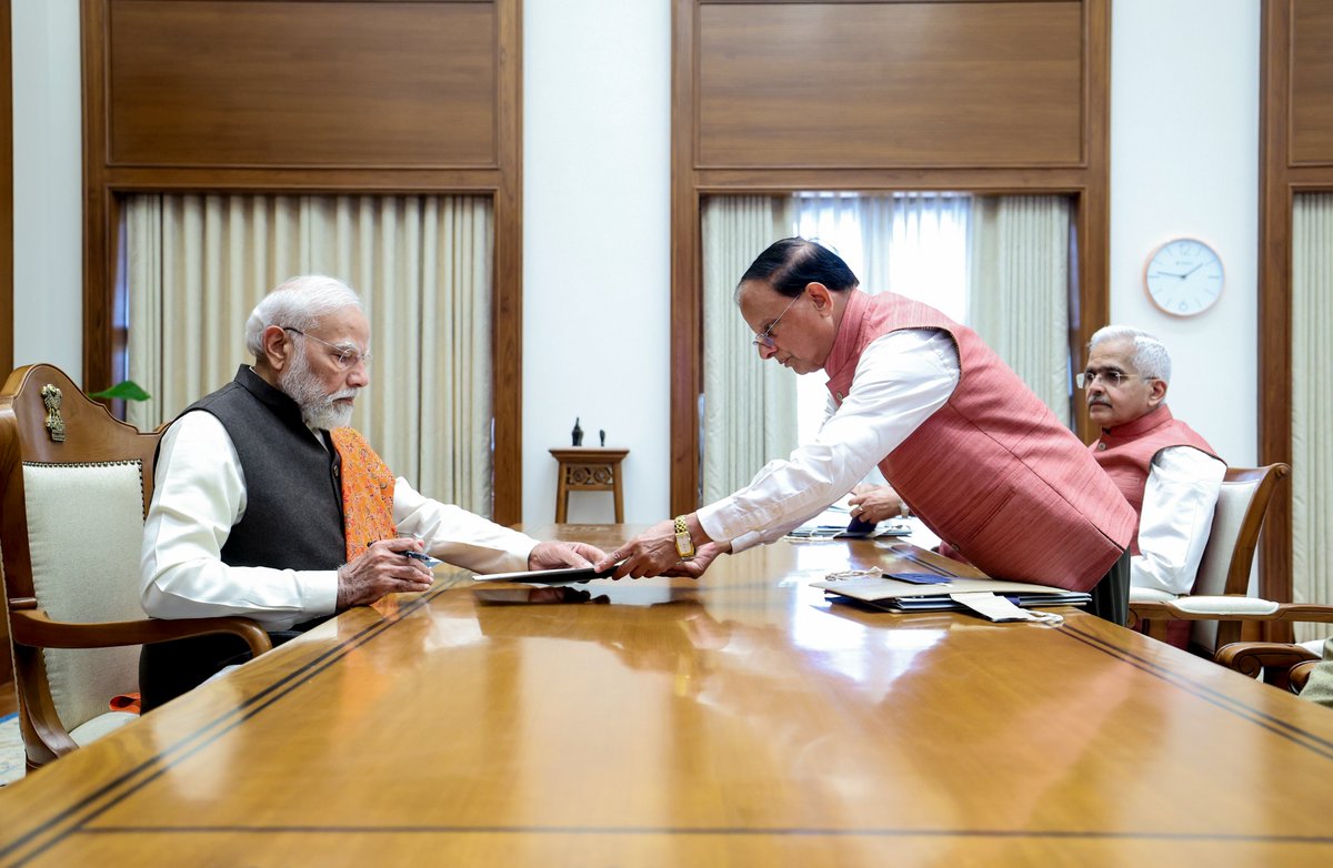 On the first day of Working from #SevaTeerth, PM Modi took the following decisions:

* PM Rahat Scheme approved: Treatment up to Rs 1.5 lakh for accident victims

* 'Lakhpati Didis' target doubled: From 3 crore to 6 crore by March 2029

* Agriculture infrastructure fund doubled: