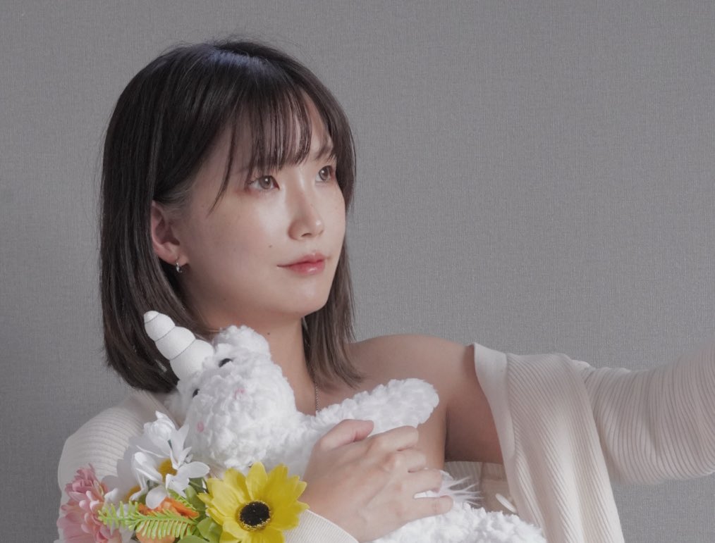 自我②

新しいミラーレス買ってちゃんと化粧したから自撮りして加工してみた
加工の腕は鈍ってなさそうで安心した
この顔になりてえええ加工楽しいいいい