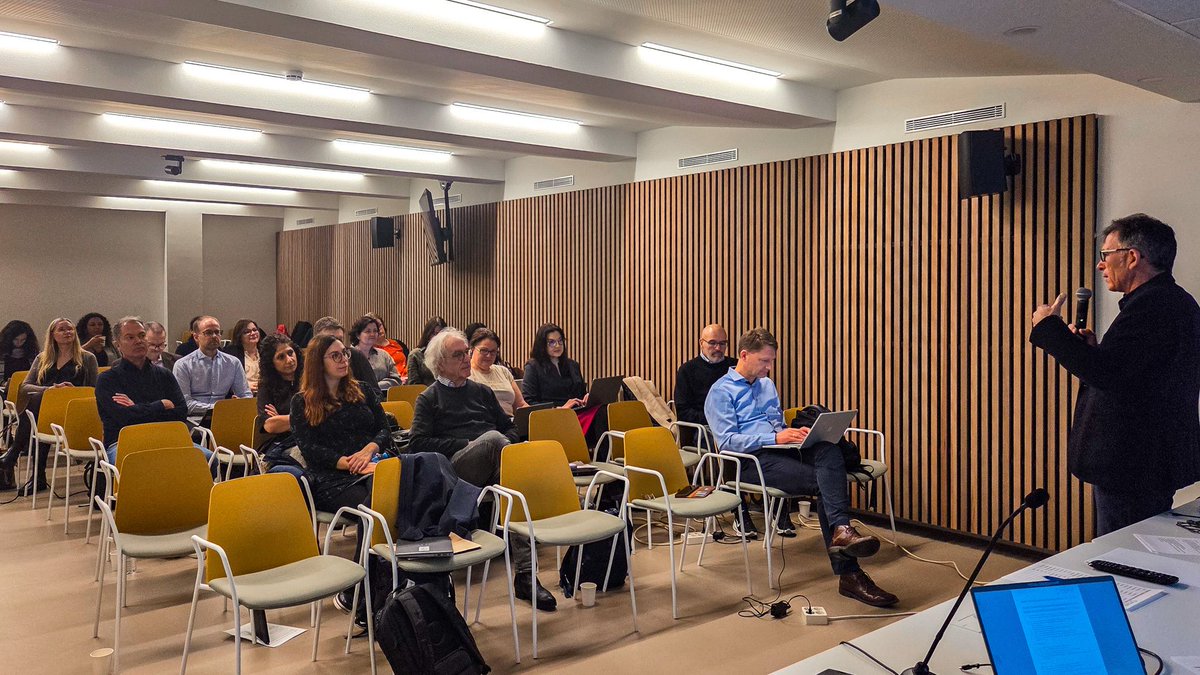 integratelmc's tweet photo. 👥 🤝 Over two days in Barcelona, the consortium partners gathered to evaluate the project`s progress and plan the path forward into the final year. Key discussions included:

📌 How to follow up on the outcomes
📌 How to bridge to new funding opportunities

#IntegrateLMedC https://t.co/B5JK7ilUB4