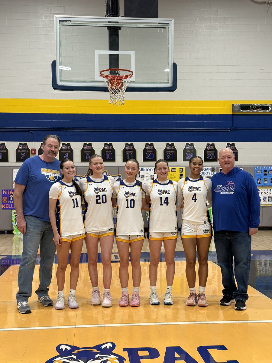 Mahopac Girls Varsity Basketball tweet media