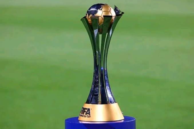 Sir_jaay01's tweet photo. The first and only club in the world with these 2 trophies. https://t.co/4xKSQKuX4X