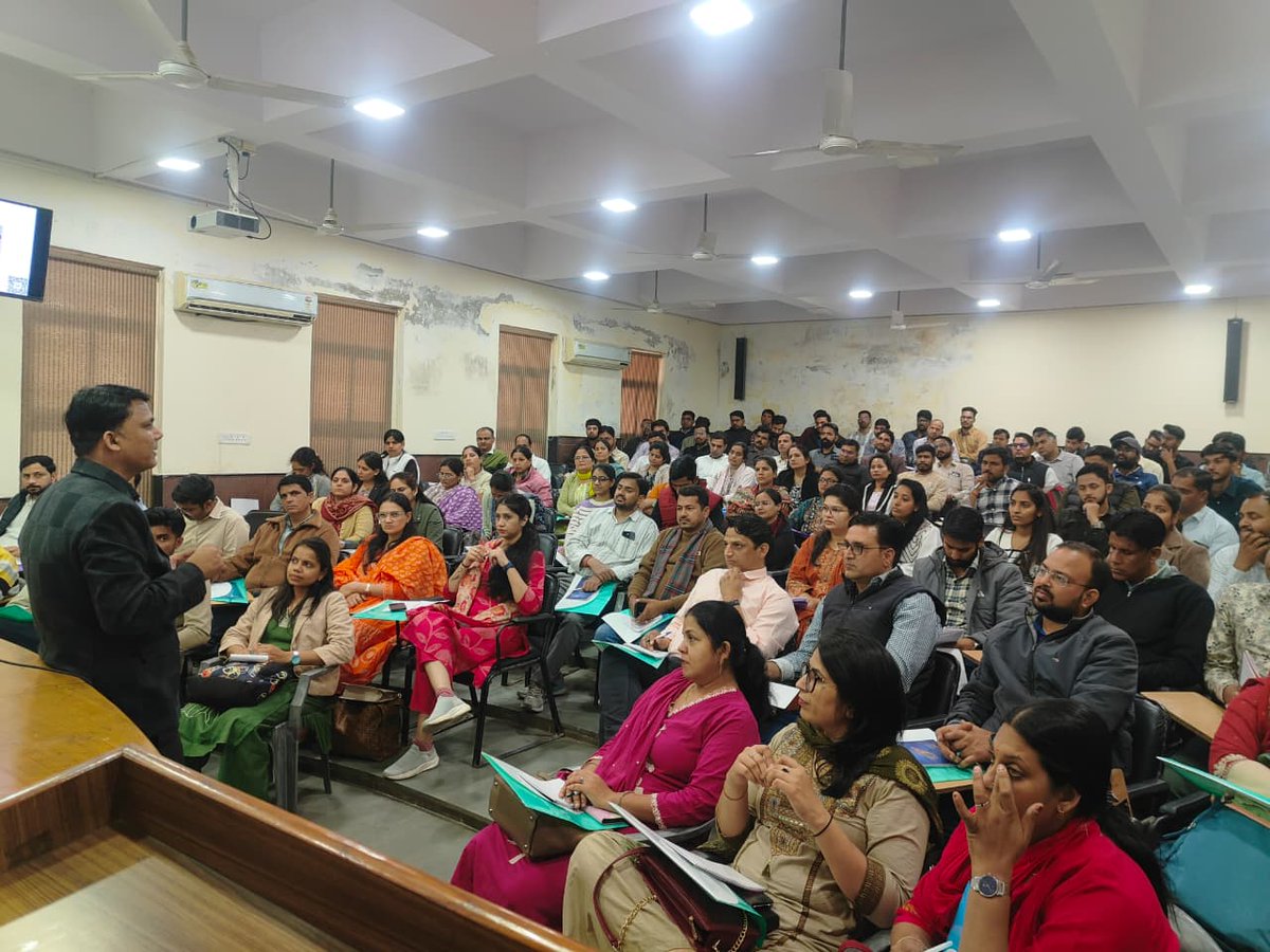 abdm_rajasthan's tweet photo. рдЖрдЬ рд╕реНрдЯреЗрдЯ рдЗрдВрд╕реНрдЯреАрдЯреНрдпреВрдЯ рдСрдл рд╣реЗрд▓реНрде рдПрдВрдб рдлреИрдорд┐рд▓реА рд╡реЗрд▓рдлреЗрдпрд░, рдЬрдпрдкреБрд░, рдореЗрдВ рддрдХрдиреАрдХреА рдЕрдзрд┐рдХрд╛рд░рд┐рдпреЛрдВ (рдЕрдЬрдореЗрд░ рдФрд░ рдЬреЛрдзрдкреБрд░ рдЬрд╝реЛрди ) рдХреЗ рд▓рд┐рдП рдПрдХ рджрд┐рд╡рд╕реАрдп рдкреНрд░рд╢рд┐рдХреНрд╖рдг рдХрд╛рд░реНрдпрд╢рд╛рд▓рд╛ рдХрд╛ рдЙрджреНрджреЗрд╢реНрдп рд╕реНрд╡рд╛рд╕реНрдереНрдп рд╕реЗрд╡рд╛рдУрдВ рдореЗрдВ рдбрд┐рдЬрд┐рдЯрд▓ рдкреНрд░рдХреНрд░рд┐рдпрд╛рдУрдВ рдХреЛ рд╕реБрджреГрдврд╝ рдХрд░рдиреЗ рдкрд░ рдмрд▓ рджрд┐рдпрд╛ред
#ihms #abdm #AyushmanBharat #nha #DigitalHealth https://t.co/080XLAK0LD