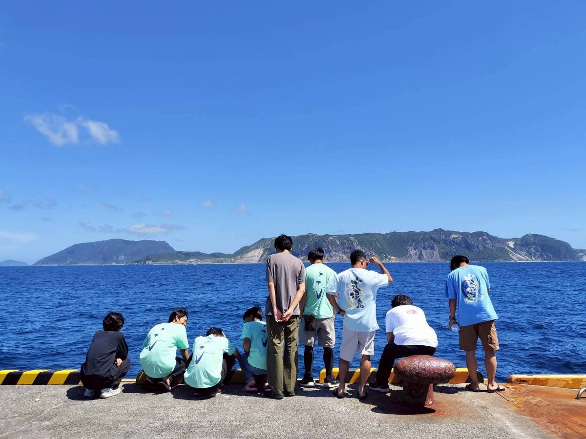nodaidoken's tweet photo. 【祝・合格🌸】東京農業大学農学部に合格された皆さん、おめでとうございます！🎊

動物研究部は、生き物好きが集まるサークルです！
鳥類・哺乳類・両爬・魚類・昆虫・など、各々の好きな生き物を追いかけています。 https://t.co/a4RXVBmP1h