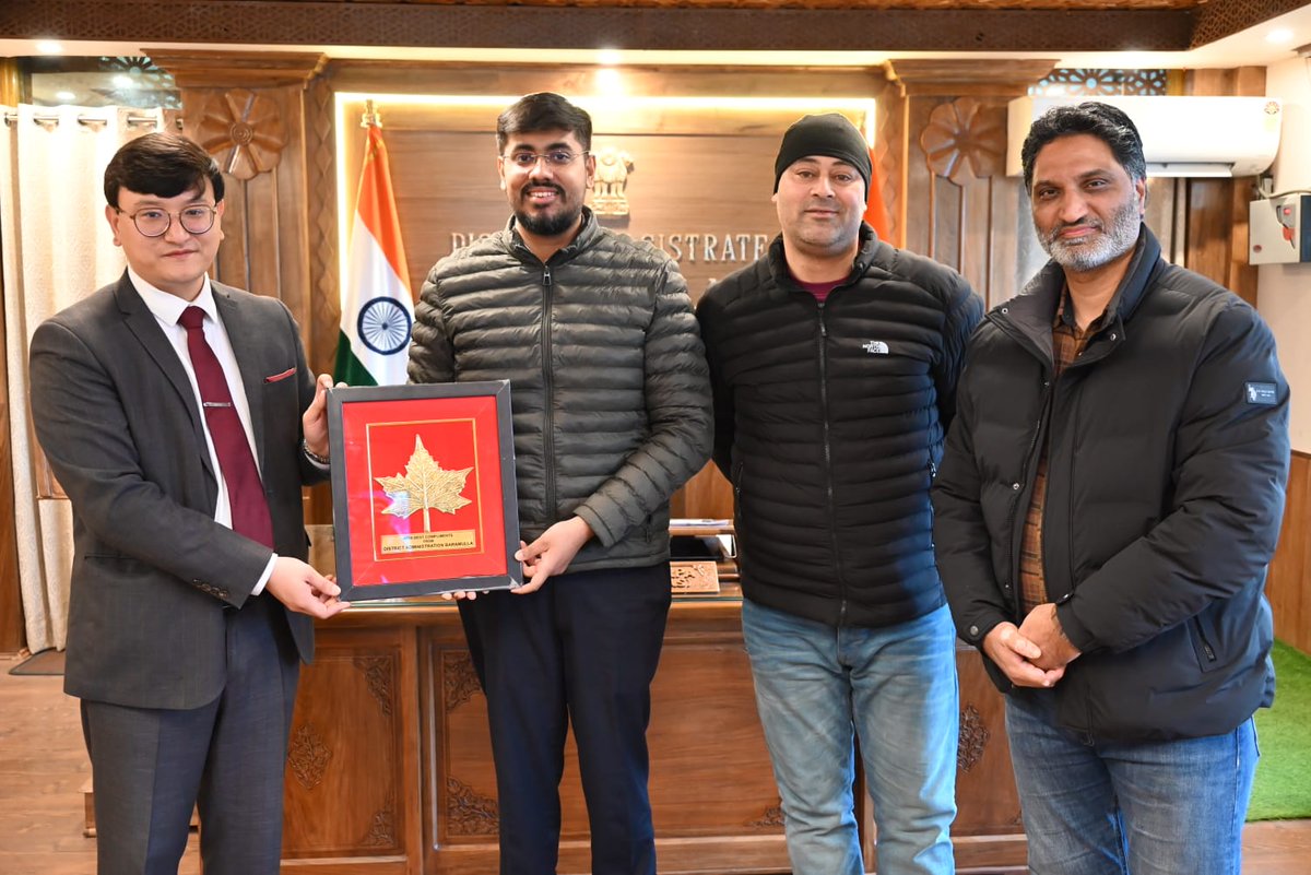 Deputy Commissioner Baramulla tweet media