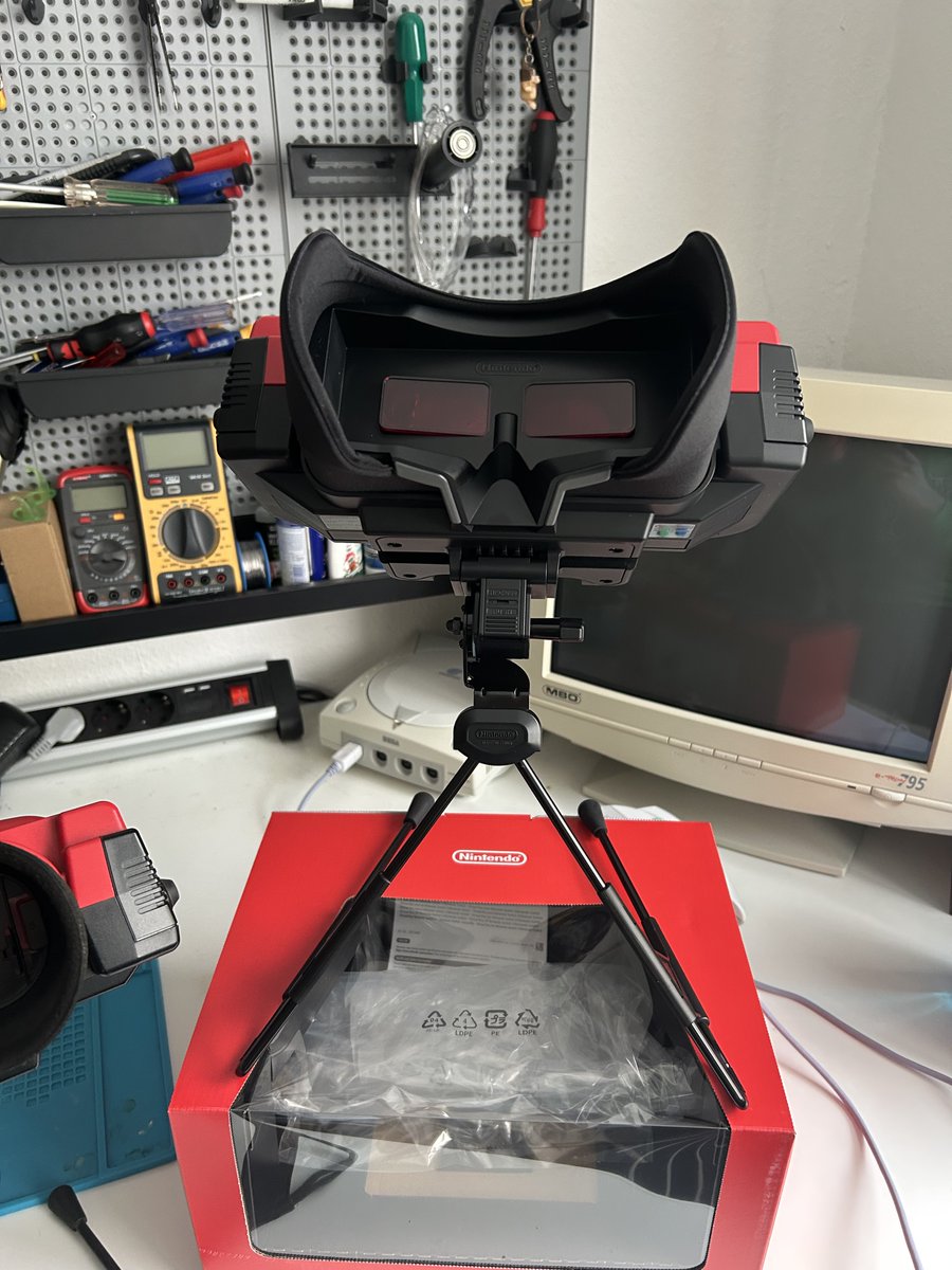 Guys, my 80 bucks piece of plastic has arrived!