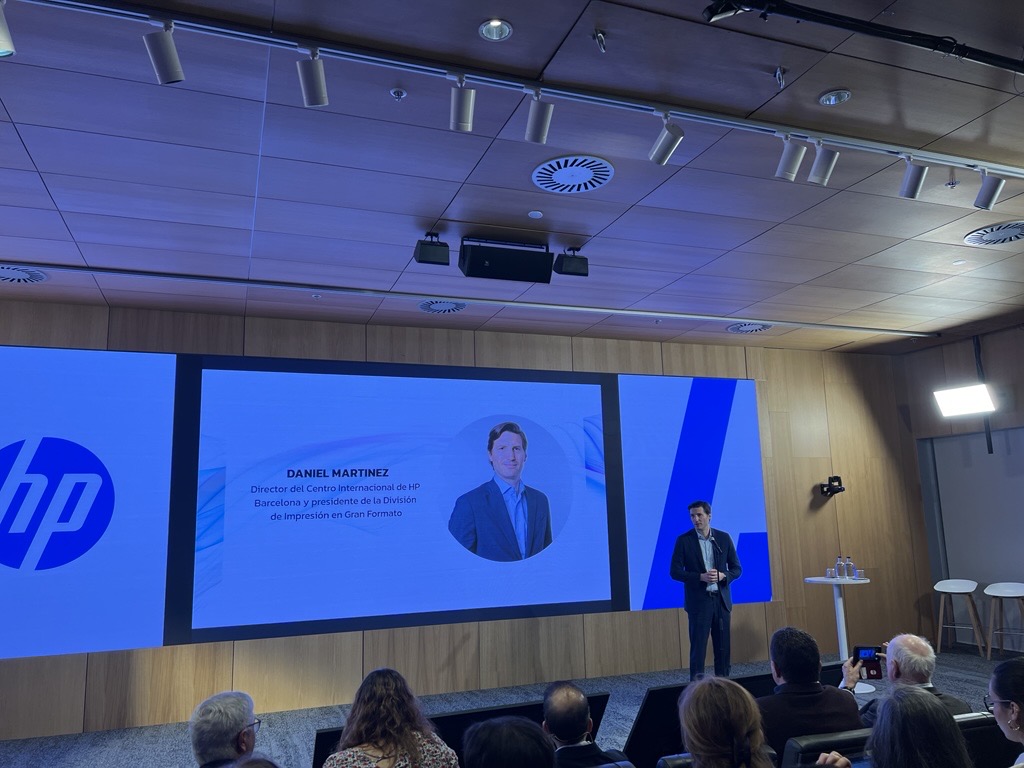 DIHGIGAL tweet media