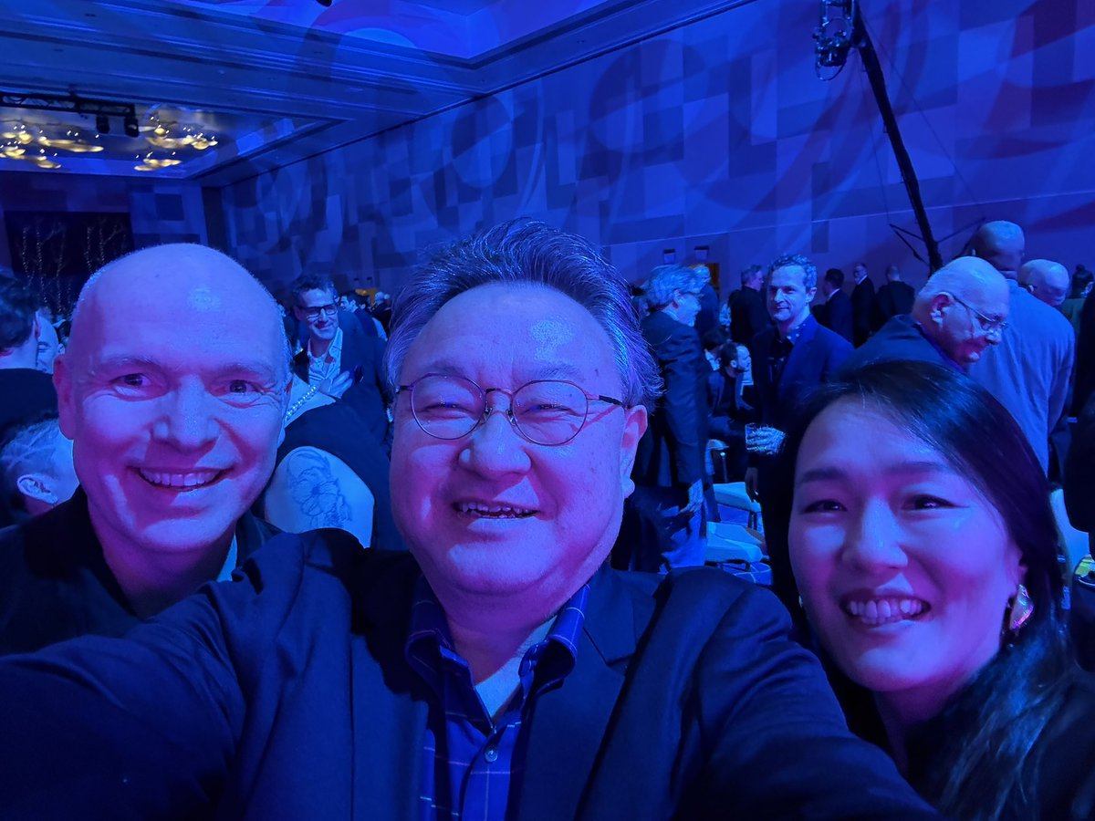 Shuhei Yoshida tweet media