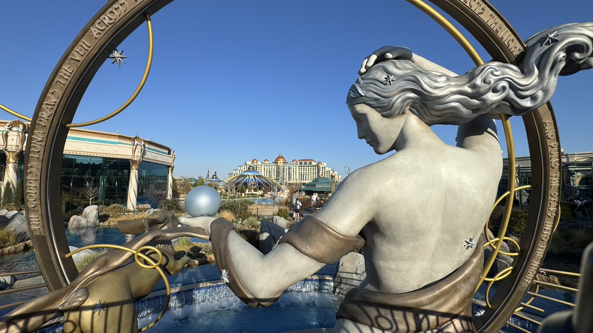 Theme Park Wizard tweet media