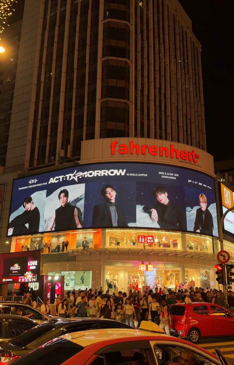 lactobin's tweet image. see you tomorrow🥹🫶🏻 @TXT_members