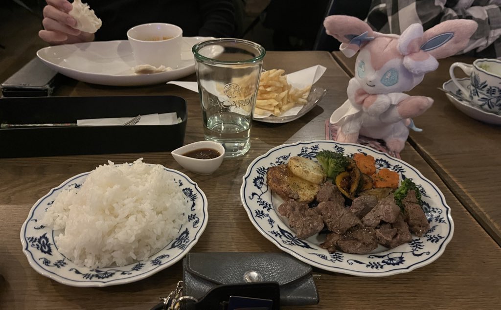 たくま tweet media