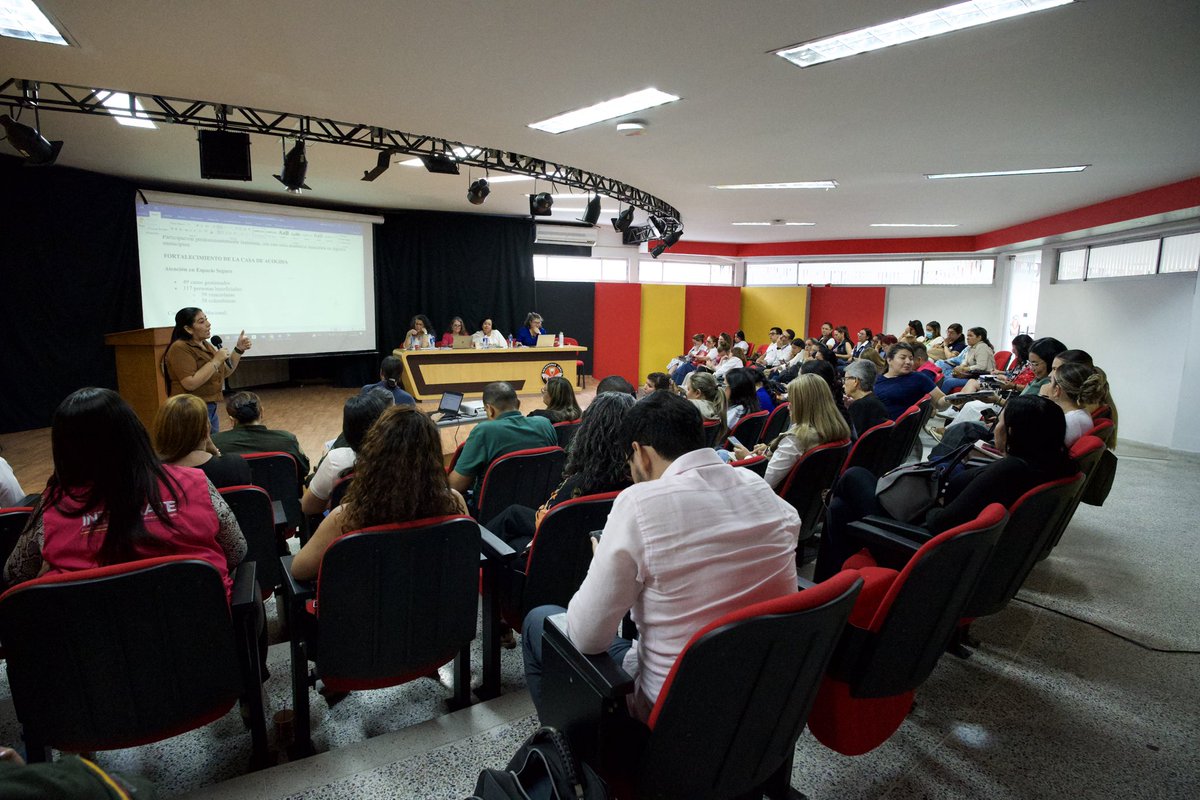 OLI_Colombia's tweet photo. Desde OLI acompañamos el 3er día de la Misión Técnica del Comité de Expertas del Mecanismo de Seguimiento de la Convención de Belém do Pará (MESECVI)  en un espacio de diálogo con la cooperación internacional. https://t.co/wcGpYMBHKr