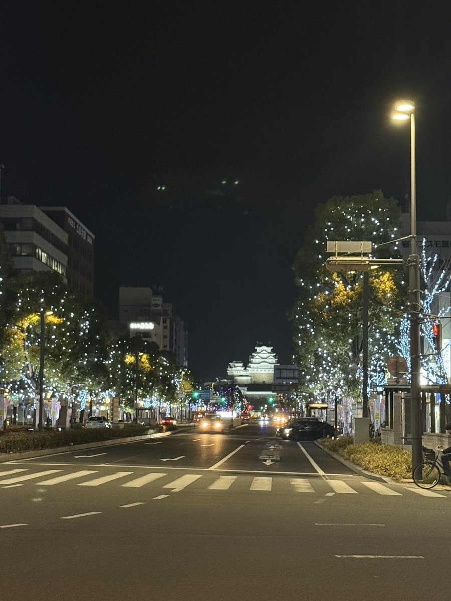 とても勉強になった一日でした。
いろんな方にご挨拶できて良かったです。
今は明日からあるお仕事で少し離れたところにいます。