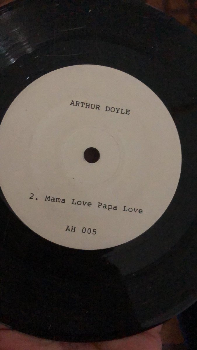 前回のレコード視聴会は、去年スズキミキコバンドから始まりました