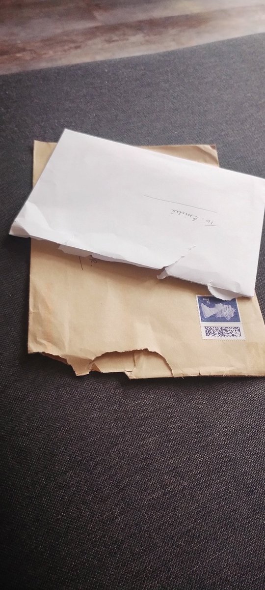 trustannie84's tweet photo. @RoyalMailHelp please can you explain why the envelopes were opened? One of your mail persons must've been really disappointed to see no cash was inside the birthday cards! Absolutely Disgraceful! https://t.co/aeAypxaVdP