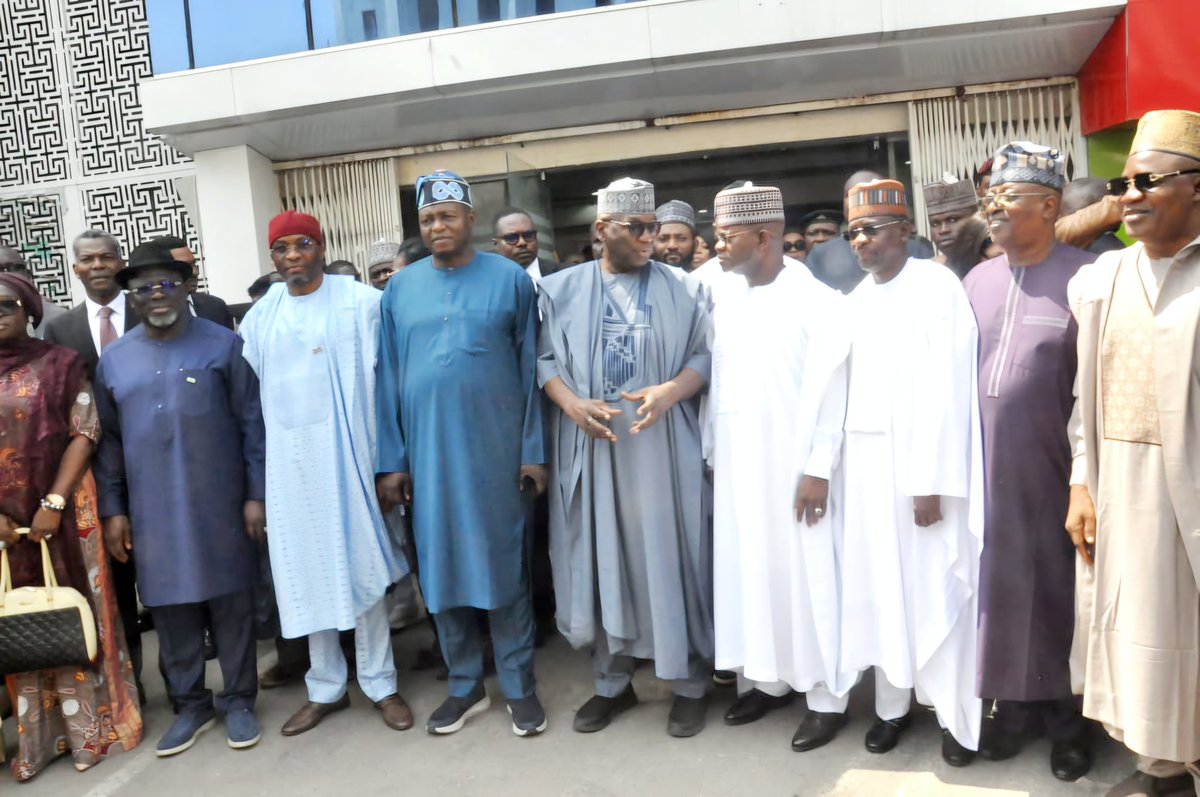OfficialAPCNg's tweet photo. APC INAUGURATES NATIONAL CAMPAIGN COUNCIL FOR 2026 FCT AREA COUNCILS ELECTION

The National Chairman of the All Progressives Congress (APC), Prof. Nentawe Goshwe Yilwatda, on Friday inaugurated members of the Party’s 137-member National Campaign Council for the forthcoming 2026 Federal Capital Territory (FCT) Area Councils Elections.

The inauguration ceremony held at the APC National Secretariat, Abuja.

Campaign Council Leadership:

• Chairman: H.E. Alh. AbdulRahman AbdulRazaq, CON
Governor of Kwara State & Chairman, Nigeria Governors’ Forum

• Co-Chairman I: H.E. Sen. Hope Uzodinma, CON
Governor of Imo State & Chairman, Progressives Governors’ Forum

• Co-Chairman II: H.E. Hon. Mai Mala Buni
Governor of Yobe State

• Co-Chairman III: H.E. Mohammed Umar Bago
Governor of Niger State

• Secretary: Rt. Hon. Benjamin Okezie Kalu
Deputy Speaker, House of Representatives

• Assistant Secretary: Barr. (Mrs.) Sanasi Kaura Evelyn

The Council is tasked with coordinating and driving the Party’s campaign activities ahead of the FCT Area Councils Elections.