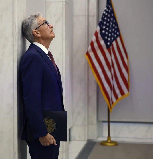 cryptorover's tweet image. 🚨POWELL IS IN A BIG TROUBLE NOW.

Just now, US CPI and Core CPI data got released.

CPI came in at 2.4% vs. 2.5% expected, while Core CPI came in at 2.5% vs. 2.5% expected.

The US CPI is now at its lowest level since April 2025, right before when tariffs were imposed.

Core CPI