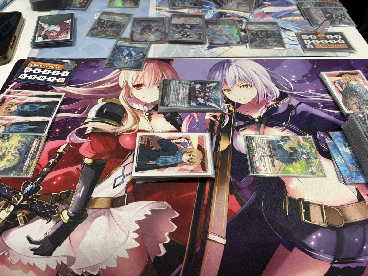 仕事終わりに友達とヴァンガード楽しかった😌 あまねす&リリステだから