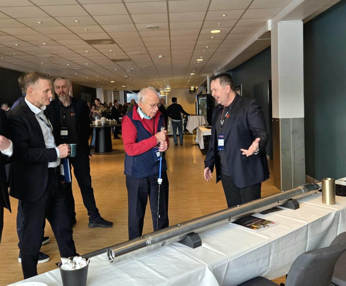 coring_the's tweet photo. Great chats at Fundament about why technology matters for responsible mineral development - thanks to Sturla Steinsvik from Rare Earth Norway, Håvard Moe @Elkem_ASA and Håkon Haugli from @InnovasjonNorge for stopping by our stand.  
#fundament26 #csu #mining #exploration https://t.co/KyWPxCRdq8