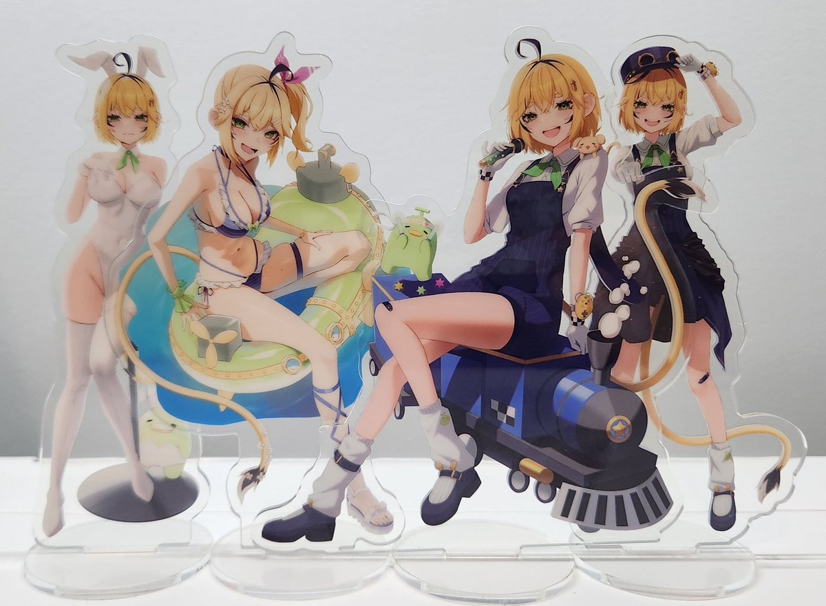 @/YubbiiDraw standees arrived 😛😛😛