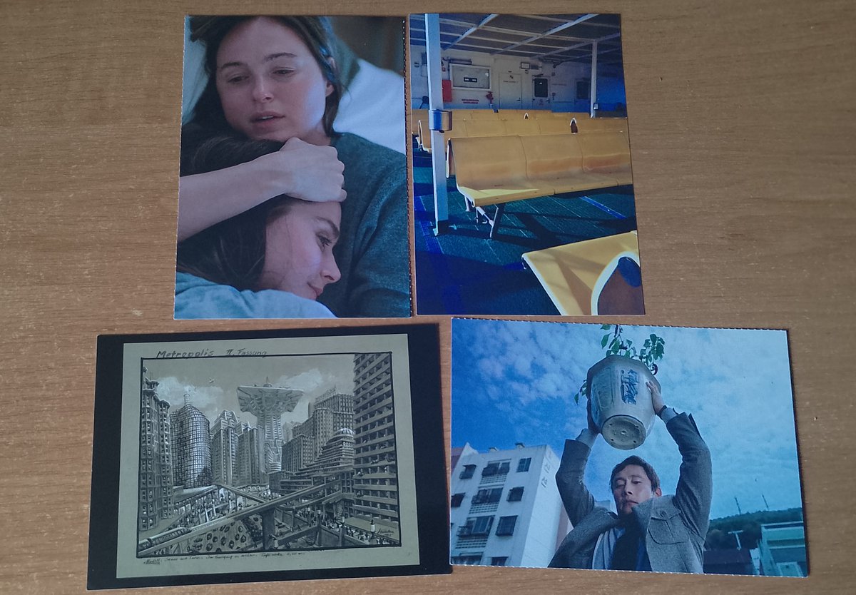 tom_isaburo's tweet image. Хочу безсоромно похвалитись, які крутезні кінолистівки отримав від @angry_yara
Metropolis, Sentimental Value i No Other Choise - це настільки точне попадання в серце кіномана, що не знаю, що мене могло порадувати більше. Хіба що особисте фото і теплі слова, що я теж одержав 🥰🫶