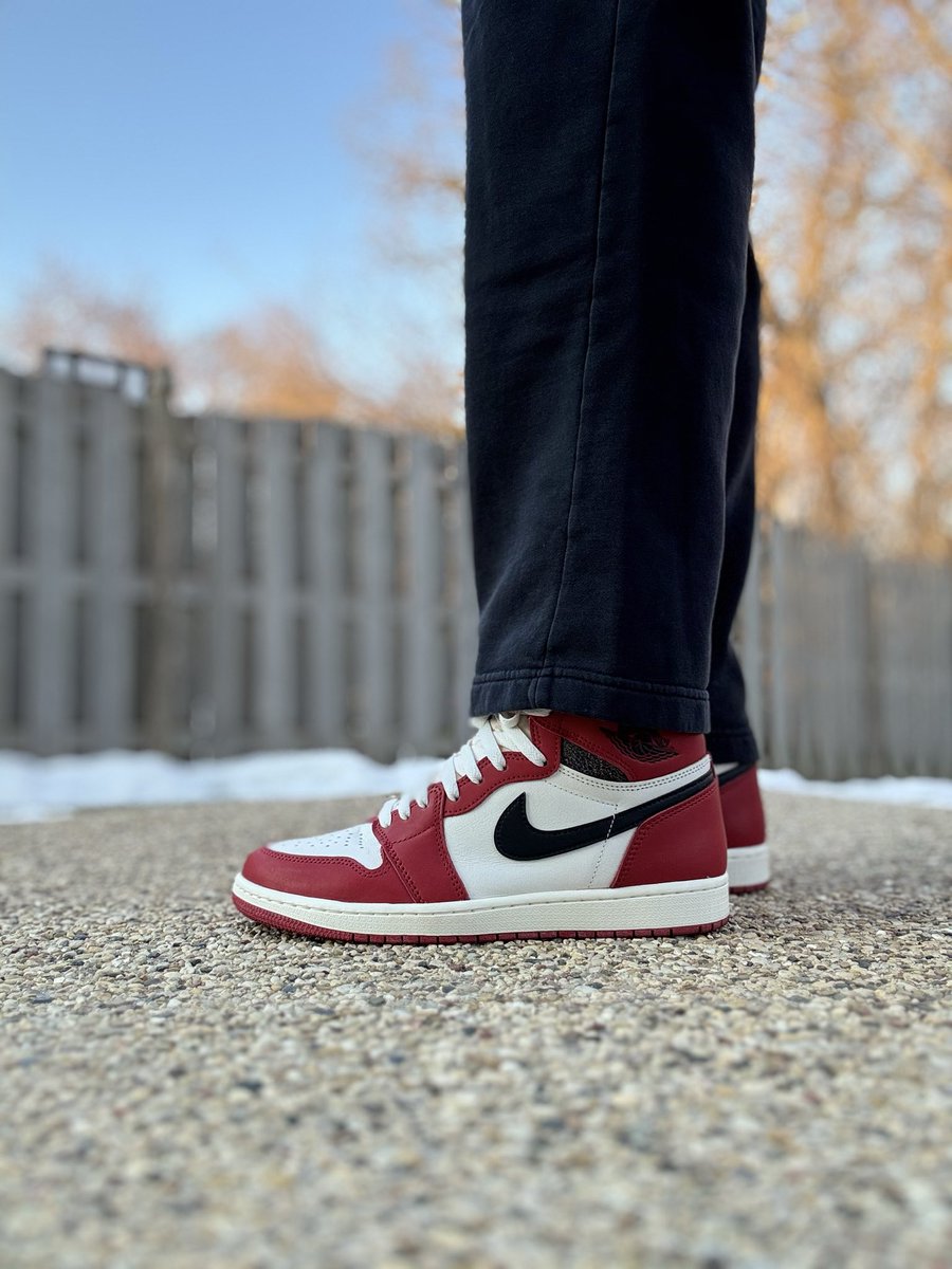 Moonman989's tweet image. #kotd #yoursneakersaredope #firefridays #BHMKOTD5 @Jumpman23 Day 13 - Star Quality. Wear your best! Happy Friday! Have a great day, be kind and be safe!! ✌🏻❤️🖤