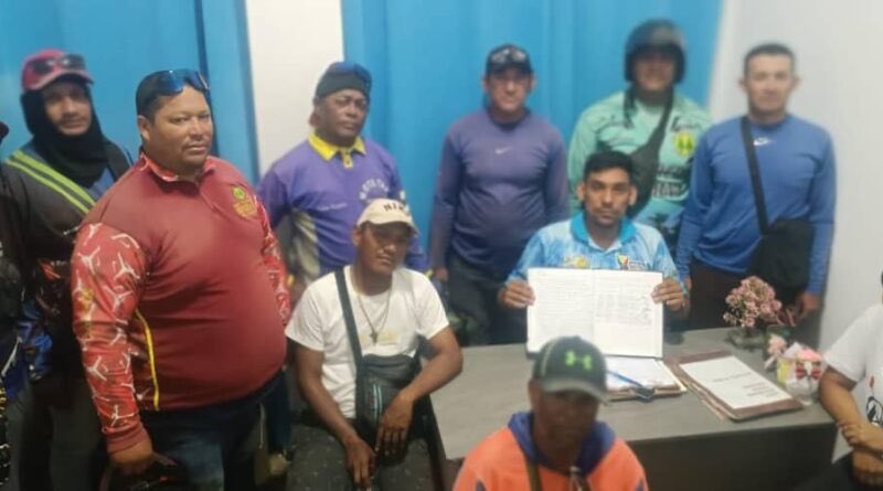 #13feb Autoridades buscan poner orden en mototaxistas de Silva

lamananadigital.com/autoridades-bu…