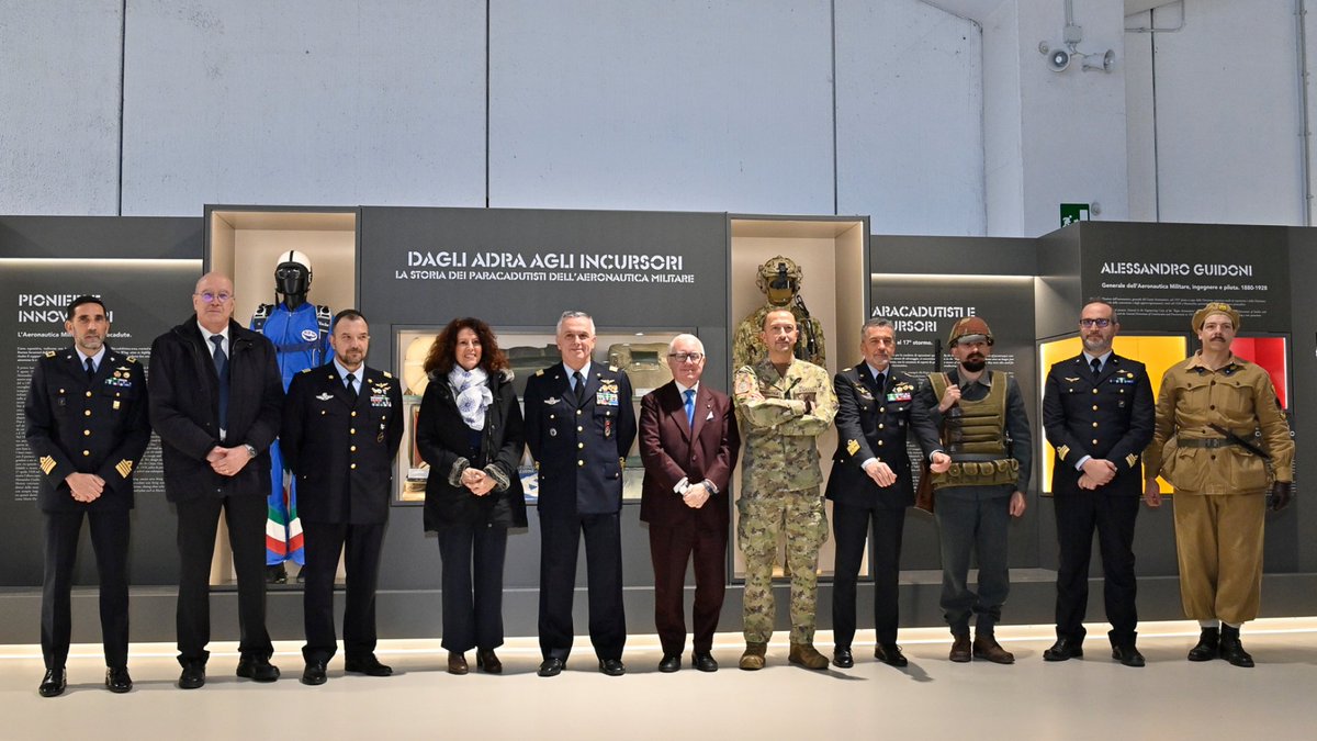 CentroStudiInt's tweet photo. #CeSIEvents - Il 30 gennaio 2026 il Prof. @Margelletti, Consigliere del Ministro della Difesa e Presidente del CeSI, ha partecipato all'inaugurazione della nuova area espositiva sulle Forze Speciali dell'#AeronauticaMilitare al #MUSAM di Vigna di Valle.
Foto @ItalianAirForce https://t.co/F5OXaaMwRY