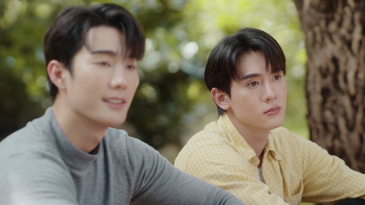 เข้าใจทุกอย่างว่าทำไมแทนคุณถึงเลือกที่นี่ นอกจากจะเป็นความทรงจำของทันพบและบทเพลงแล้ว ยังเป็นที่ที่ได้ยินเสียงต้นธาร และยังเป็นที่ที่จะให้ยัยตาแป๋วมาทำตามความฝันของตัวเองอีกด้วย (ป๋าแทนคุณธงเขียวขจีแบบสุดๆ 🟢)

#MelodyOfSecretsFinalEP
<a href="/fforcejs/">ฟอสสึมิอาจแทนคุณได้</a> <a href="/kasibook/">กษิบ๊อง (ปลูกผลเขือเทศ)</a>