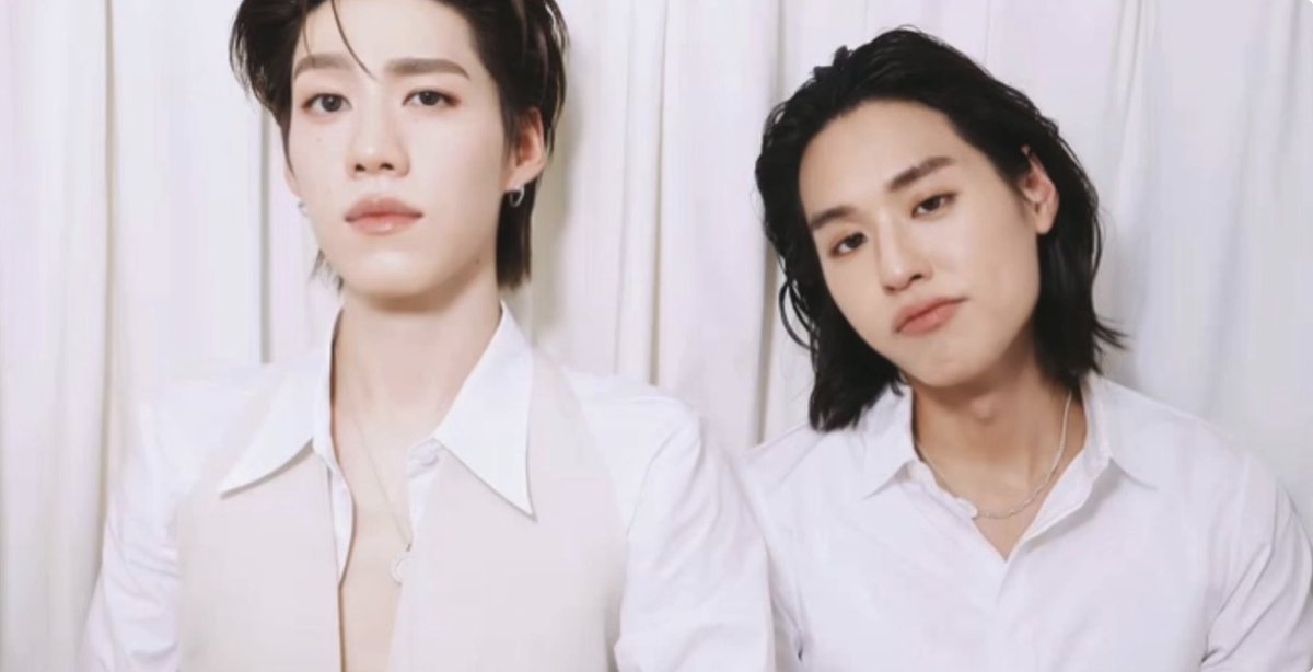 ป๊ากับแม่ ถ่ายโฟโต้บูธด้วยกันอีก 99,999,999 รูปได้ไหม น่ารักใจจะแตก😭😭😭😭😭😭😭
