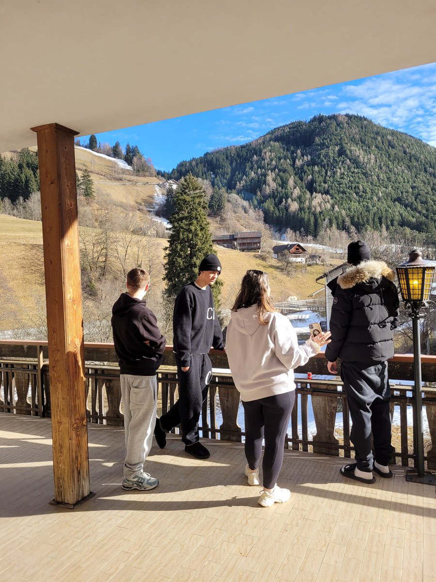 CastleManorPE's tweet photo. Home for the next week 😍

#cmaski2026 https://t.co/RIQFvcufG8