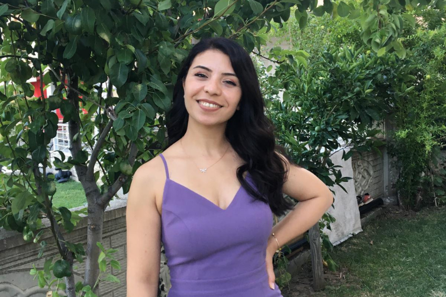 İzmir Kadın Platformu, Muğla Milas'ta bir teknede şüpheli şekilde ölü bulunan Bahar Taş için bir açıklama yayımladı:

"Biz kadınlar soruyoruz: Bahar Taş’a ne oldu? Bu sorunun yanıtı verilene, gerçek ortaya çıkana kadar mücadele edeceğiz."
ekmekvegul.net/gundem/izmir-k…