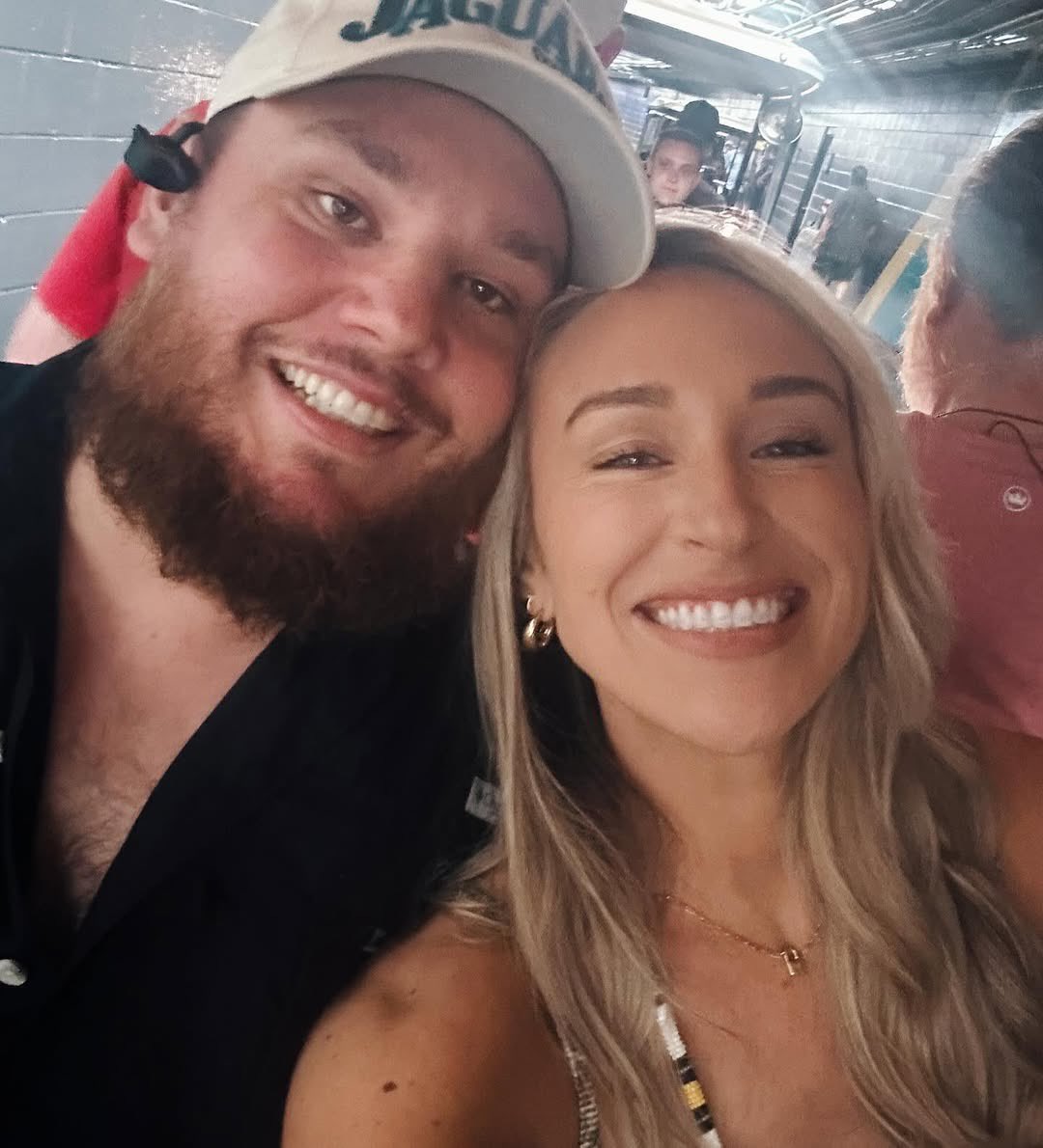 The same guy who the Carolina Panthers made a merch line behind is still out here supporting other NFL teams. Have a fucking backbone and some loyalty. 

It was different before the merch deal but doing this after you dropped a clothing line with the Carolina Panthers?? Yea this