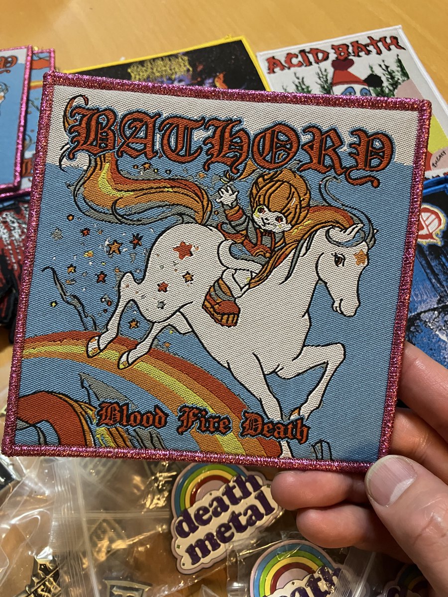 deathonmetal's tweet photo. 新入荷
これは来週からのツアーで売ります。 https://t.co/Judg5EXu1Q