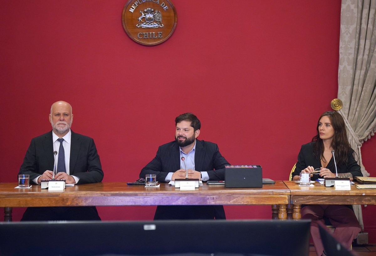 Gabriel Boric Font tweet media