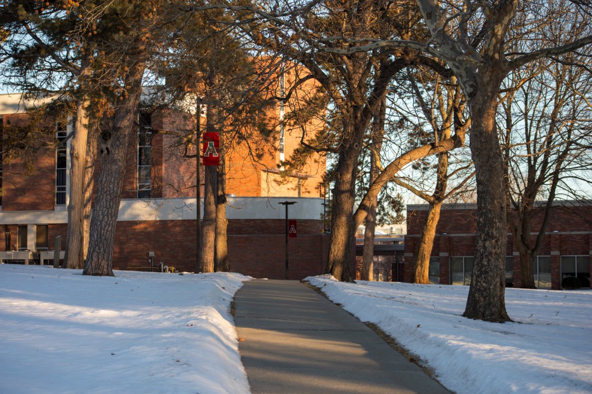almacollege's tweet photo. Good morning, Alma. It’s a beautiful day to be a Scot!☀️ https://t.co/acCxkEm0Wo