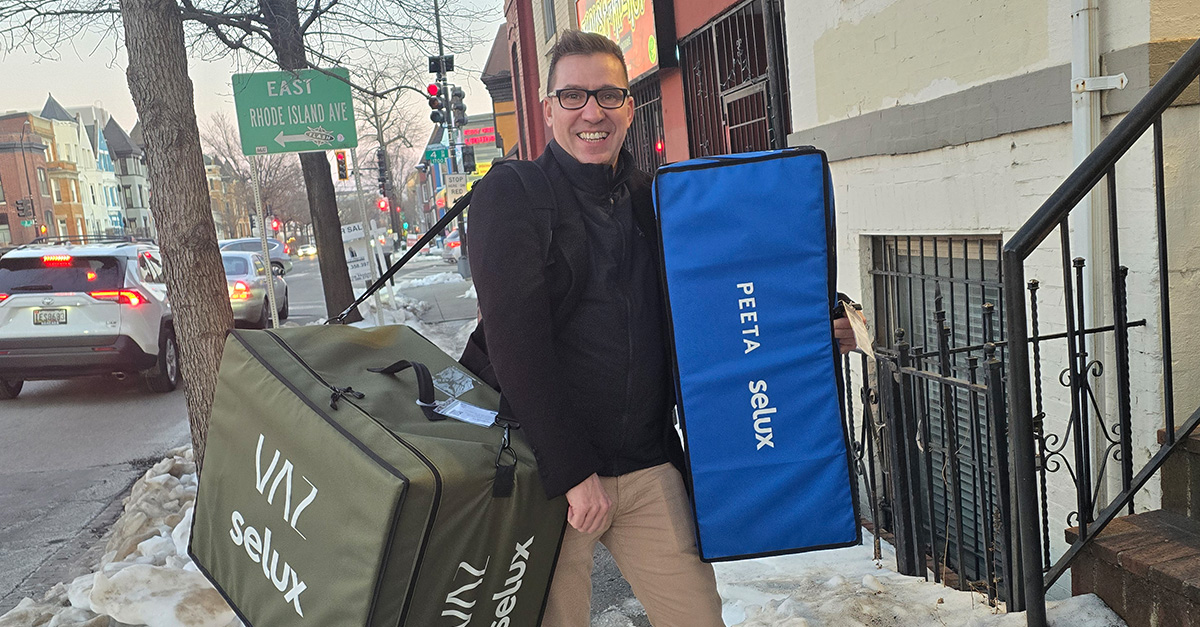 Selux Corporation tweet media