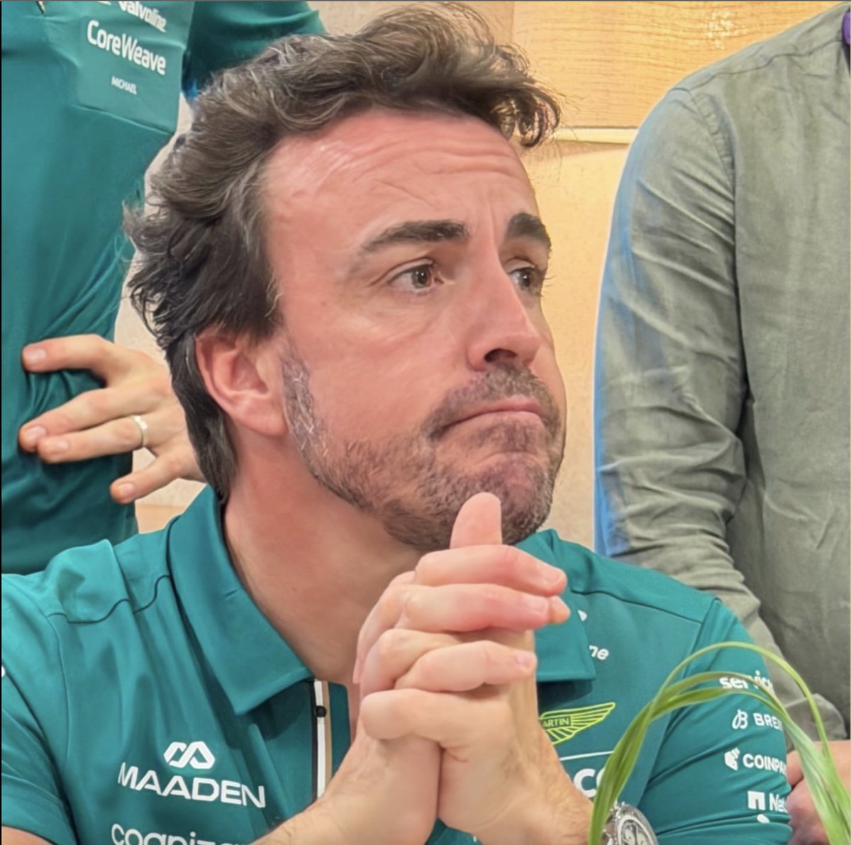 MotorsportiveHQ's tweet image. 🚨ALONSO: THE NEW ENGINE REGS HAVE KILLED RACING

"Last year we took Turn 12 at Bahrain flat out at 280 km/h. Today we go 50 km/h slower because we need to save electricity for the straight."

"Today in Turn 12 you can drive the car. The chef could do it."

🛑No more corner